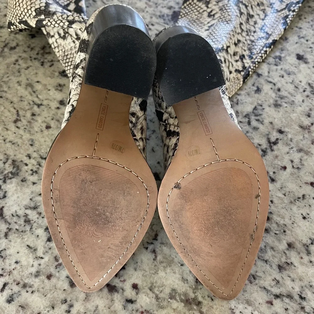 Vince Camuto vince camuto